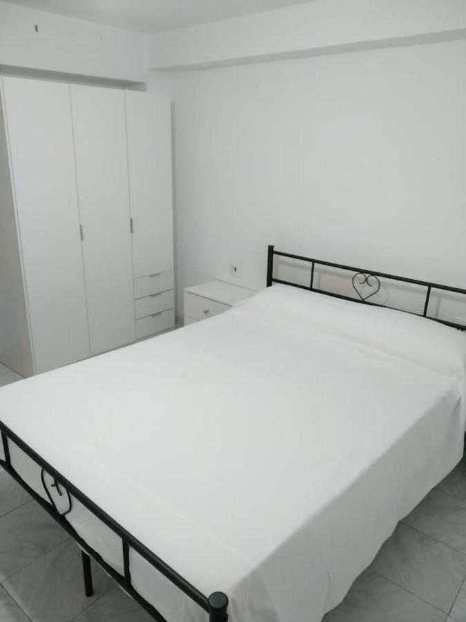 Apartamento En Plaza Mayor รีบาดาเบีย ภายนอก รูปภาพ